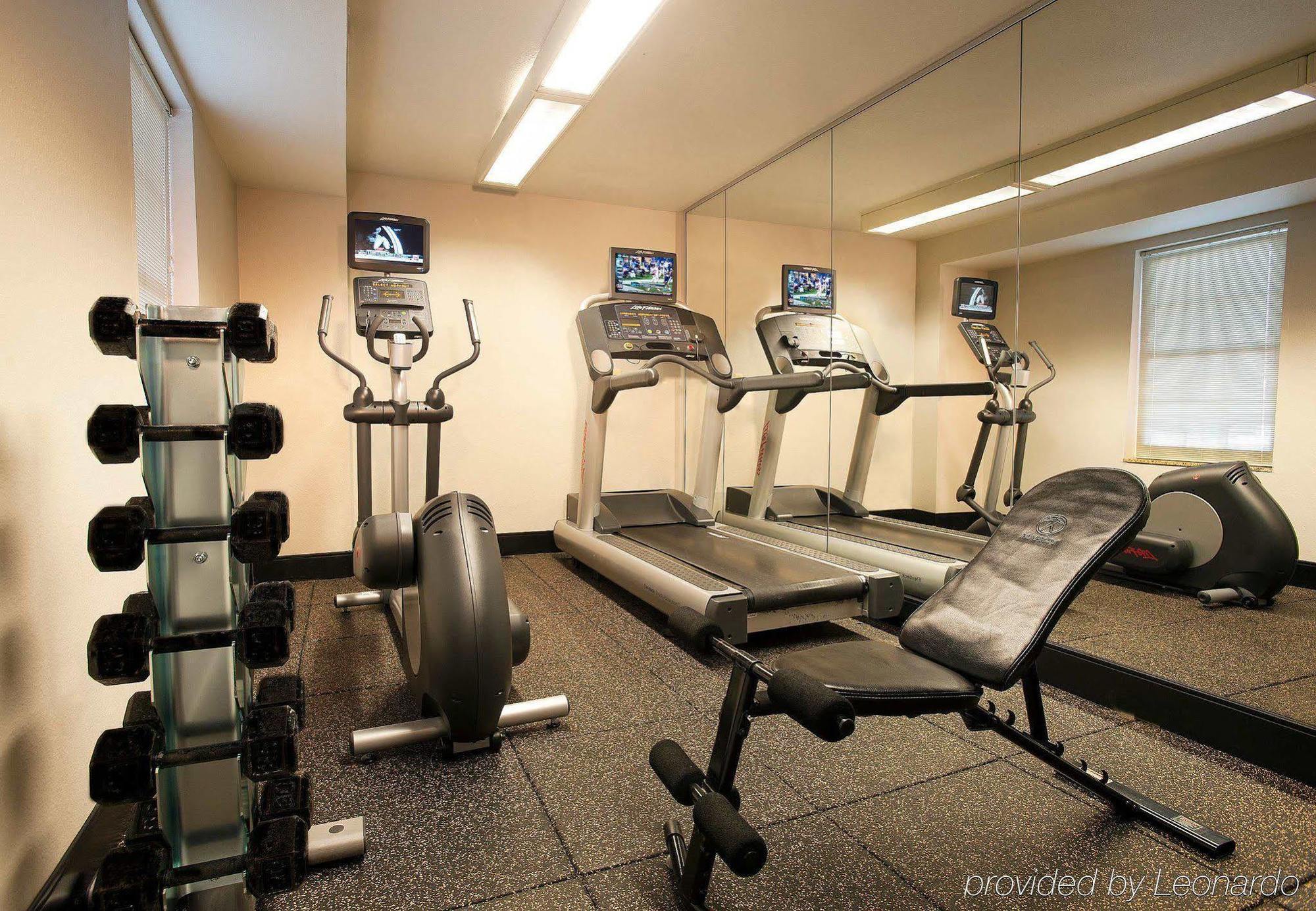 TownePlace Suites Dulles Airport Sterling Extérieur photo